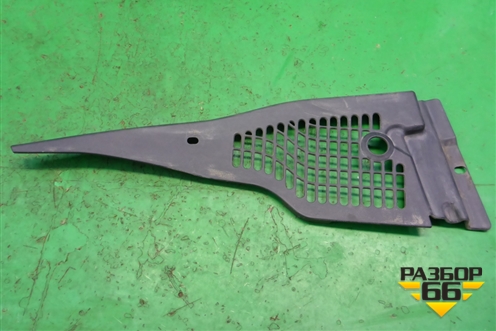 Решетка стеклоочистителей правая (04806222AB) для Dodge Magnum с 2003-2008г (Магнум)