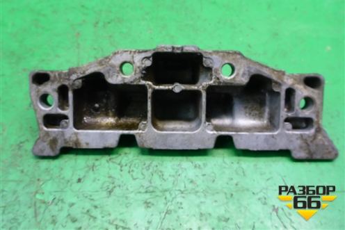 Кронштейн двигателя (04792885AB) для Dodge Magnum с 2003-2008г (Магнум)