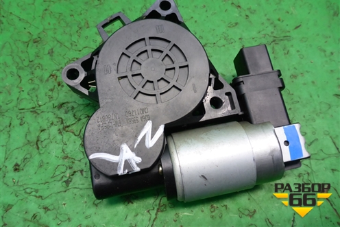 Моторчик стеклоподъёмника задний правый для Mazda CX 7 с 2006-2012г (СХ7)