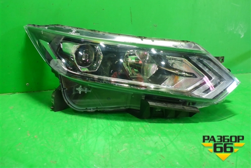 Фара правая (после 2019г галоген) (26010HV00B) для Nissan Qashqai (J11E) с 2013г (Кашкай)