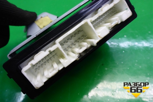 Блок электронный (EG23675DZB) для Mazda CX 7 с 2006-2012г (СХ7)