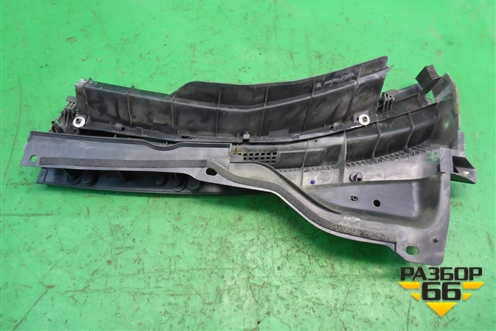 Решетка стеклоочистителей правая (EG21507R1) для Mazda CX 7 с 2006-2012г (СХ7)