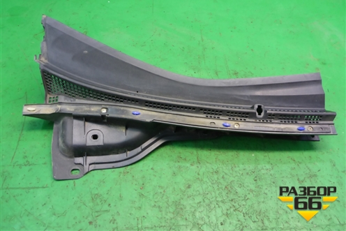 Решетка стеклоочистителей правая (EG21507R1) для Mazda CX 7 с 2006-2012г (СХ7)