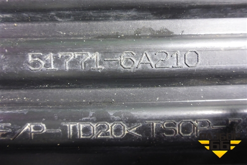 Накладка подножки правой (517716A210) для Toyota Land Cruiser (300) с 2021г (Ленд Крузер)