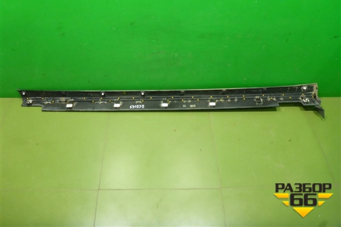 Накладка на порог наружная правая (87752S1000) для Hyundai Santa Fe с 2018-2024г (Санта Фе)