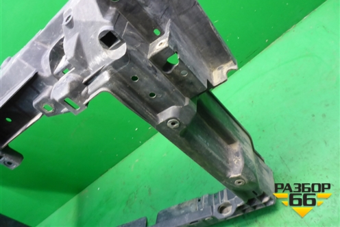 Панель передняя (L20653110) для Mazda CX 7 с 2006-2012г (СХ7)