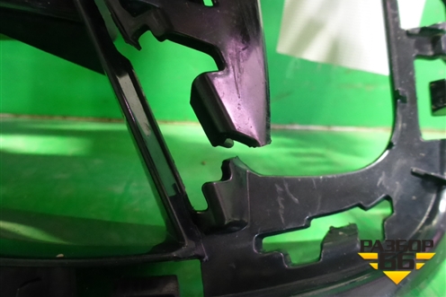 Решетка в передний бампер левая (51118076731) для BMW 4-серия G22 с 2020г