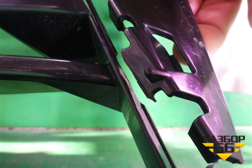 Решетка в передний бампер левая (51118076731) для BMW 4-серия G22 с 2020г