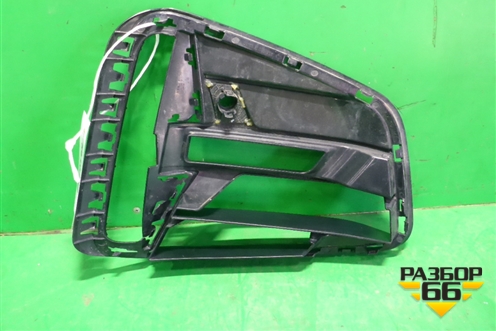 Решетка в передний бампер левая (51118076731) для BMW 4-серия G22 с 2020г