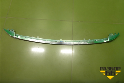 Накладка переднего бампера центральная (51117432625) для BMW 4-серия F32 с 2013-2020г