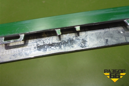 Накладка переднего бампера центральная (51117432625) для BMW 4-серия F32 с 2013-2020г