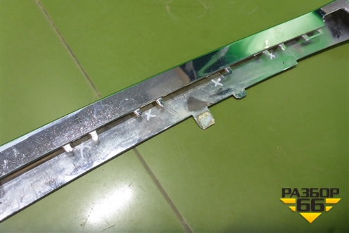 Накладка переднего бампера центральная (51117432625) для BMW 4-серия F32 с 2013-2020г