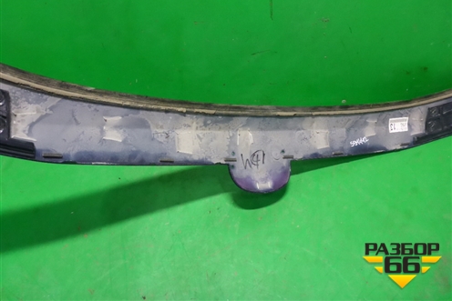 Накладка двери багажника (верхняя) (KB7W50811) для Mazda CX 5 с 2017г (СХ5)