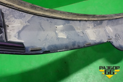 Накладка двери багажника (верхняя) (KB7W50811) для Mazda CX 5 с 2017г (СХ5)