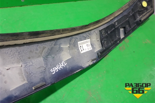 Накладка двери багажника (верхняя) (KB7W50811) для Mazda CX 5 с 2017г (СХ5)