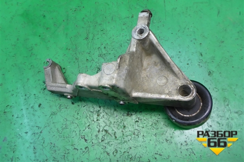 Кронштейн ролика натяжителя (2.5л D4CB) для Hyundai Grand Starex с 2007-2021г (Гранд Старекс)