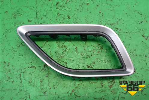 Накладка на торпедо (на левый дефлектор) для Hyundai Solaris с 2017г (Солярис)