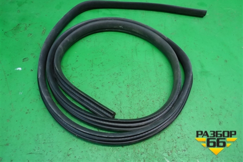 Уплотнитель двери передней левой для Ford Focus 2 с 2008-2011г (Фокус)