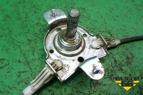 Стеклоподъёмник механический задний правый для Hyundai Aсcent с 2000г (Акцент)