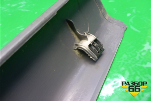 Обшивка стойки задняя верхняя левая (8585025000) для Hyundai Aсcent с 2000г (Акцент)