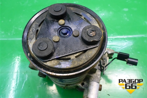 Компрессор кондиционера (1.5л G4EC) для Hyundai Aсcent с 2000г (Акцент)