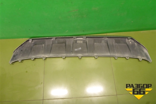 Накладка переднего бампера (4M0807733D) для Audi Q7 c 2015г (Ку 7)