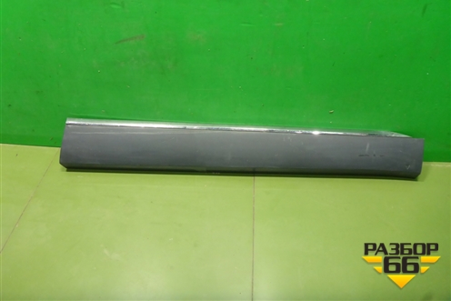 Накладка двери передней правой (801864255R) для Renault Arkana с 2019г (Аркана)