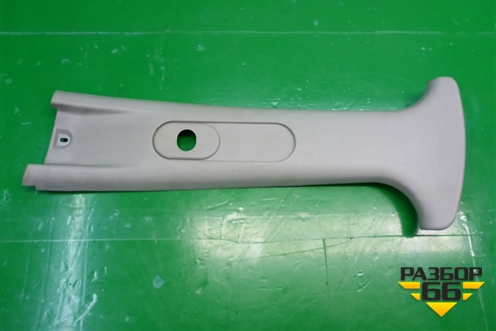 Обшивка стойки центральная верхняя левая (373867331) для Volkswagen Pointer с 2004г (Поинтер)