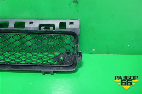 Решетка в передний бампер центральная (AMG после 2018г под парктроник) (A4638857701) для Mercedes Benz G-Klass W463 с1989г (Гелендваген)