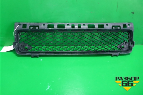 Решетка в передний бампер центральная (AMG после 2018г под парктроник) (A4638857701) для Mercedes Benz G-Klass W463 с1989г (Гелендваген)