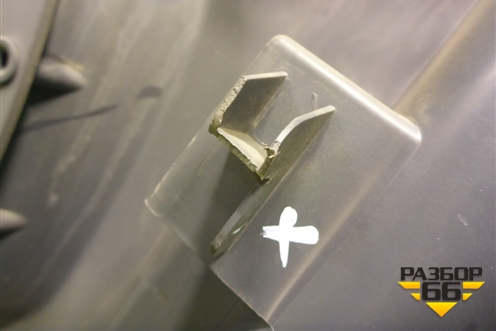 Обшивка двери правой под электрику (1486793) для Scania 5 P Series с 2004-2016г