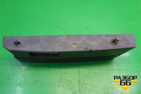 Накладка подножки левой  (1501342) для Scania 5 P Series с 2004-2016г