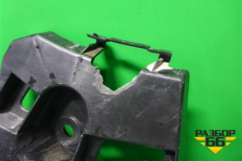 Кронштейн заднего бампера левый (боковой M-пакет) (51128069903) для BMW X7 G07 с 2018г (Х7 Г07)