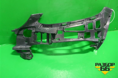 Кронштейн переднего бампера левый (A2058853165) для Mercedes Benz C-Klass W205 с 2014г (Ц)