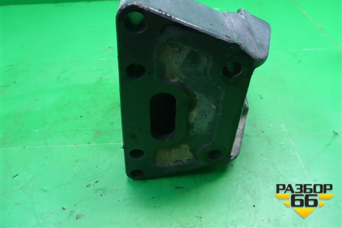 Кронштейн реактивной тяги правый  (1355288) для Scania 5 P Series с 2004-2016г