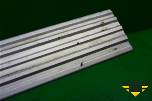 Накладка порога внутренняя правая  (1476082) для Scania 5 P Series с 2004-2016г