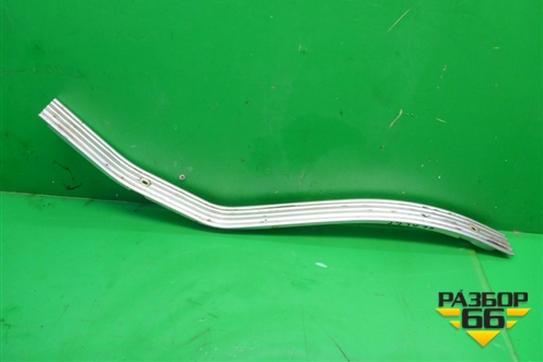 Накладка порога внутренняя правая  (1476082) для Scania 5 P Series с 2004-2016г