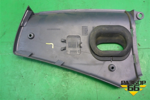 Накладка на торпедо  (боковая правая) (1736338) для Scania 5 P Series с 2004-2016г