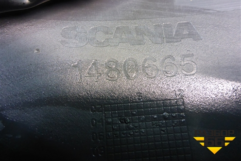 Обшивка стойки лобового стекла правая  (1480665) для Scania 5 P Series с 2004-2016г