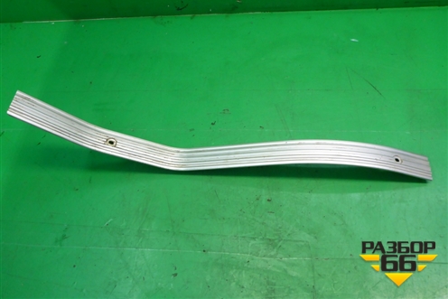 Накладка порога внутренняя левая  (1476082) для Scania 5 P Series с 2004-2016г