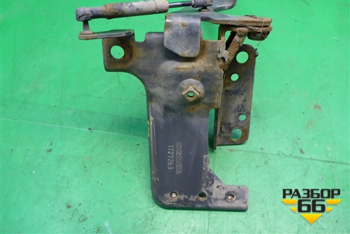 Петля капота левая  нижняя (1727263) для Scania 5 P Series с 2004-2016г