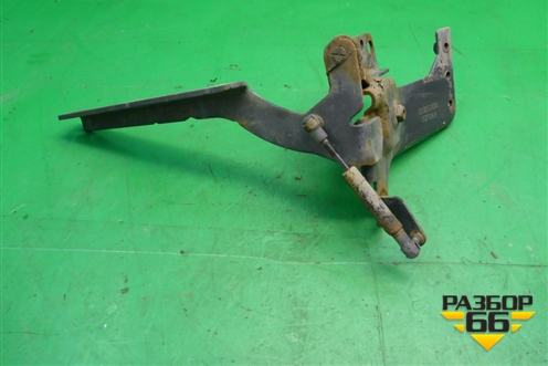 Петля капота левая  нижняя (1727263) для Scania 5 P Series с 2004-2016г