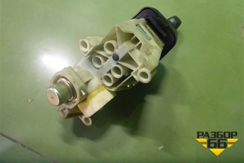 Кран стояночного тормоза (9617242010) для Scania 5 R Series с 2004-2016г