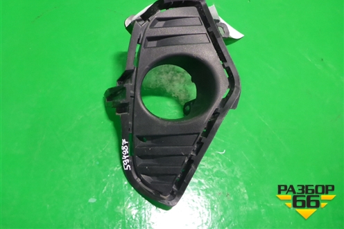 Накладка ПТФ правая (5212742190) для Toyota Rav-4 с 2018г (Рав 4)