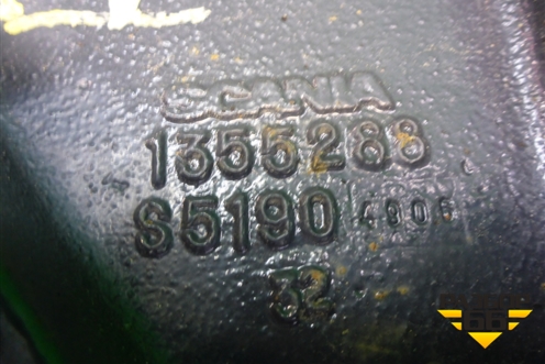 Кронштейн реактивной тяги правый  (1355288) для Scania 5 P Series с 2004-2016г