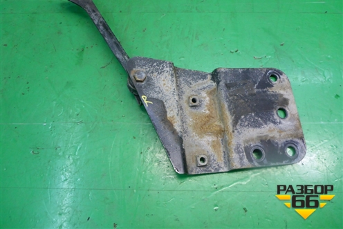 Кронштейн радиатора верхний  (1530607) для Scania 5 P Series с 2004-2016г