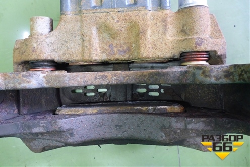 Суппорт передний правый (1756394) для Scania 5 P Series с 2004-2016г