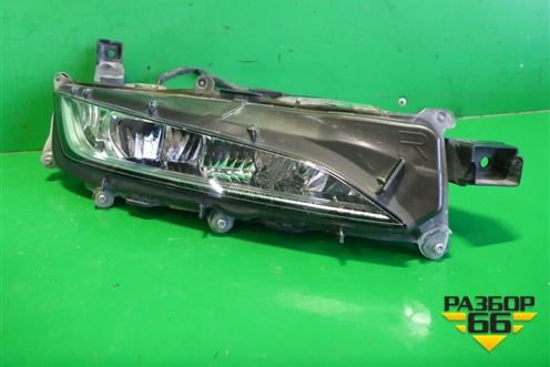 Фара противотуманная правая (после 2019г Led) (8121048060) для Lexus RX 350 c 2015г (РХ)