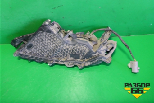 Фара противотуманная правая (после 2019г Led) (8121048060) для Lexus RX 350 c 2015г (РХ)