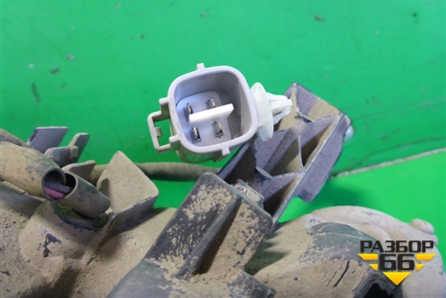 Фара противотуманная правая (после 2019г Led) (8121048060) для Lexus RX 350 c 2015г (РХ)